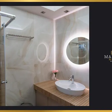 Maison De Luxx A1 Larissa